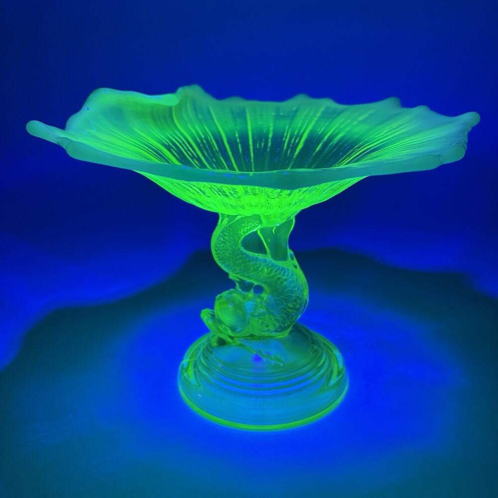 Vtg Fenton? Yellow Vaseline Uranium Glass Serpent Dolphin Pedestal Compote Glow